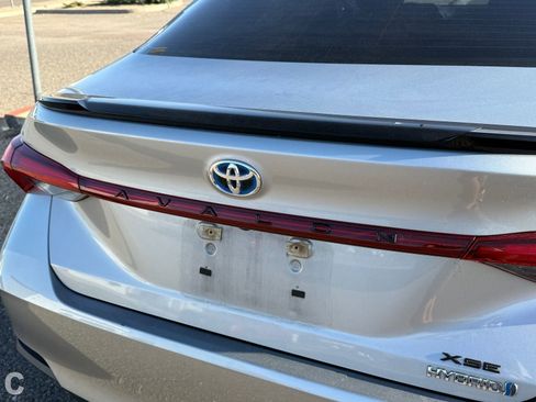 Used 2021 Toyota Avalon XSE w/ Carpet Mat Package (TMS) FWD image 10