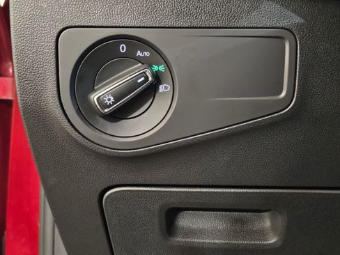 Used 2021 Volkswagen Tiguan S image 26