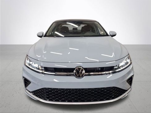 New 2026 Volkswagen Jetta SE image 3