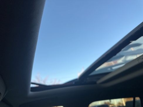 Used 2019 GMC Acadia Denali w/ Technology Package image 5