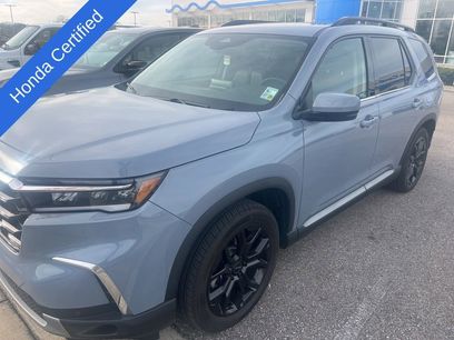 Certified 2025 Honda Pilot Touring