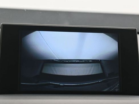 Used 2015 Lexus NX 300h FWD w/ Luxury Package image 17
