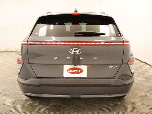 Used 2025 Hyundai Kona SEL image 5