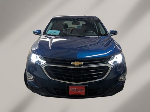 Used 2021 Chevrolet Equinox LT image 2