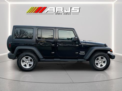 Used 2015 Jeep Wrangler Unlimited Sport w/ Quick Order Package 24S image 6