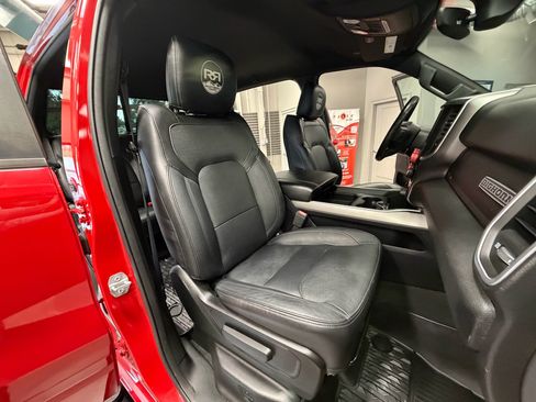 Used 2020 RAM 1500 Big Horn AWD/4WD image 4