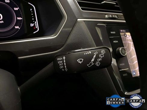 Used 2024 Volkswagen Tiguan SEL R-Line image 41