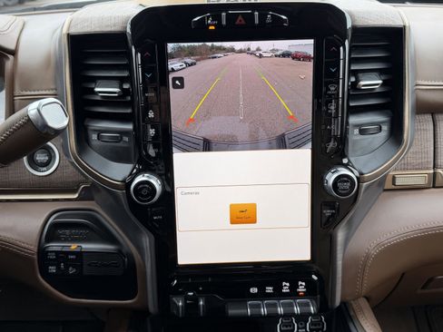 Used 2023 RAM 2500 Limited image 16