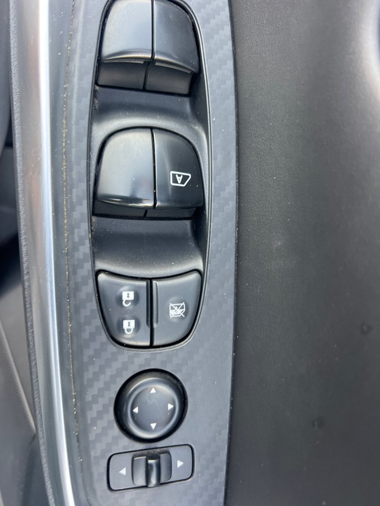 Used 2020 Nissan Sentra SR w/ Trunk Package FWD image 20