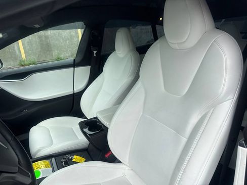Used 2020 Tesla Model S Performance AWD/4WD image 37