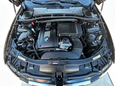 Used 2008 BMW 335i Convertible image 8