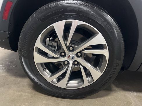 Used 2023 Buick Envision Essence AWD/4WD image 6