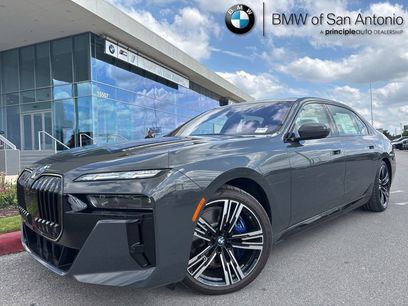 New 2025 BMW 760i xDrive w/ Executive Package