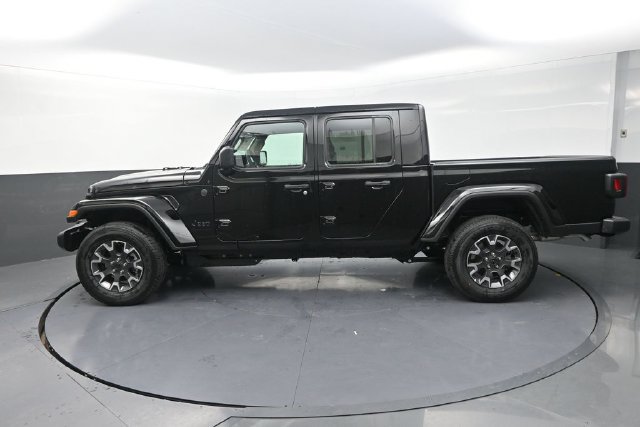 New 2026 Jeep Gladiator Sport AWD/4WD image 5