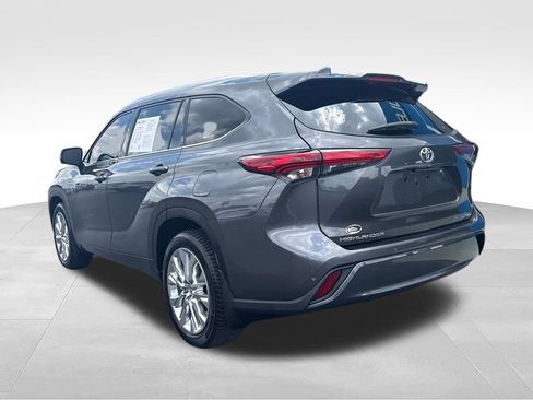 Used 2020 Toyota Highlander Limited AWD/4WD image 7
