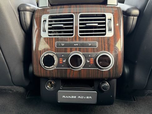 Used 2017 Land Rover Range Rover Supercharged image 41