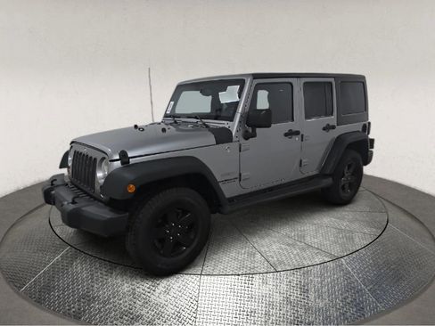 Used 2013 Jeep Wrangler Unlimited Sport AWD/4WD image 3
