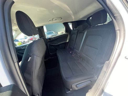 Used 2025 Ford Escape Active AWD/4WD image 23