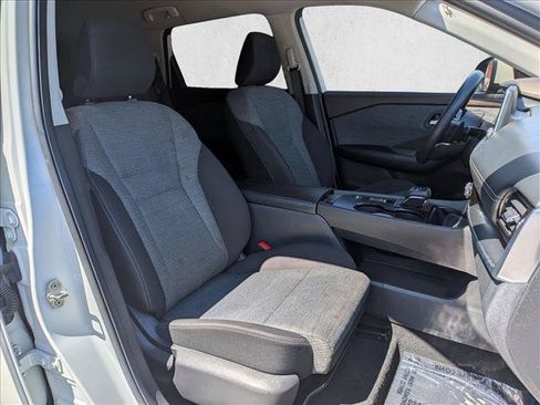 Used 2021 Nissan Rogue SV FWD image 20