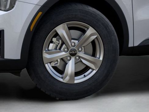 New 2026 Kia Sorento LX FWD image 10