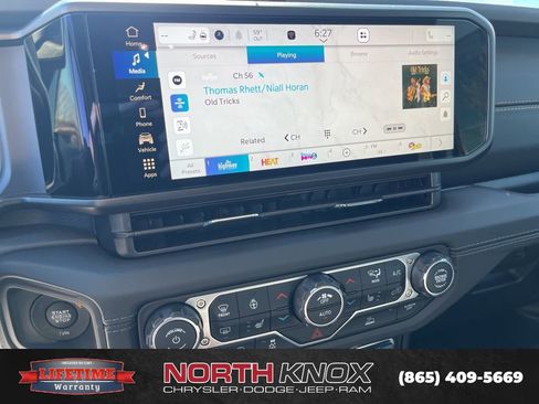 New 2026 Jeep Gladiator Sport AWD/4WD image 9