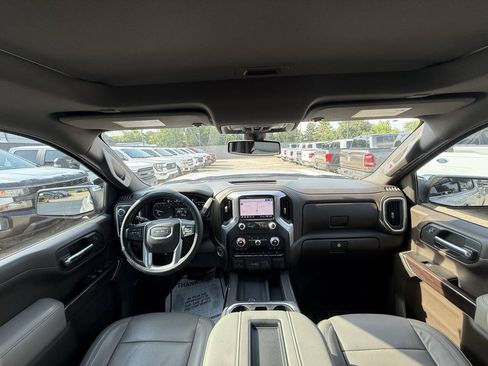 Used 2020 GMC Sierra 1500 SLT AWD/4WD image 18