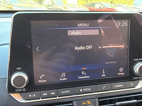 Certified 2022 Nissan Altima 2.5 SV image 13