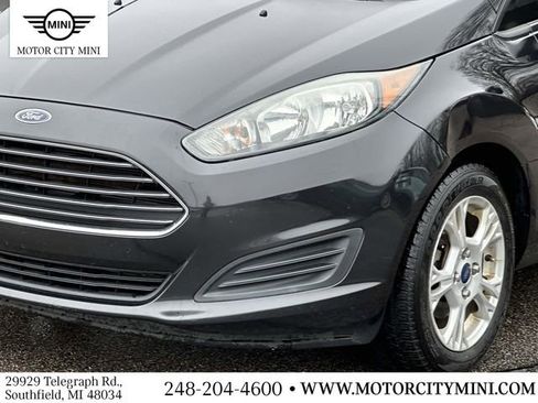 Used 2015 Ford Fiesta SE FWD image 11
