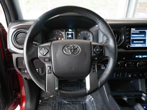 Used 2021 Toyota Tacoma TRD Off-Road image 21