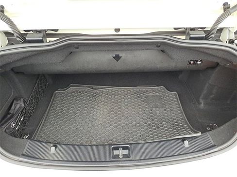 Used 2011 Mercedes-Benz E 350 Cabriolet image 27