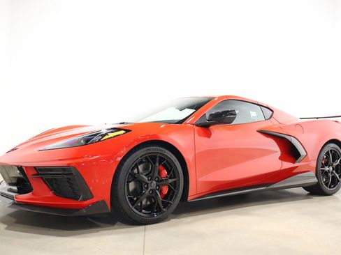 Used 2020 Chevrolet Corvette Stingray Premium Cpe w/ 3LT Preferred Equipment Group image 6