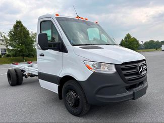 Used 2023 Mercedes-Benz Sprinter 4500 image 1
