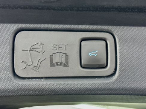 Used 2023 Ford Mustang Mach-E GT image 32