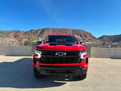 Used 2024 Chevrolet Silverado 1500 LT Trail Boss w/ LT Trail Boss Premium Package image 5