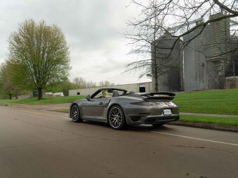 Used 2015 Porsche 911 Turbo S w/ High-end Infotainment Package AWD/4WD image 35
