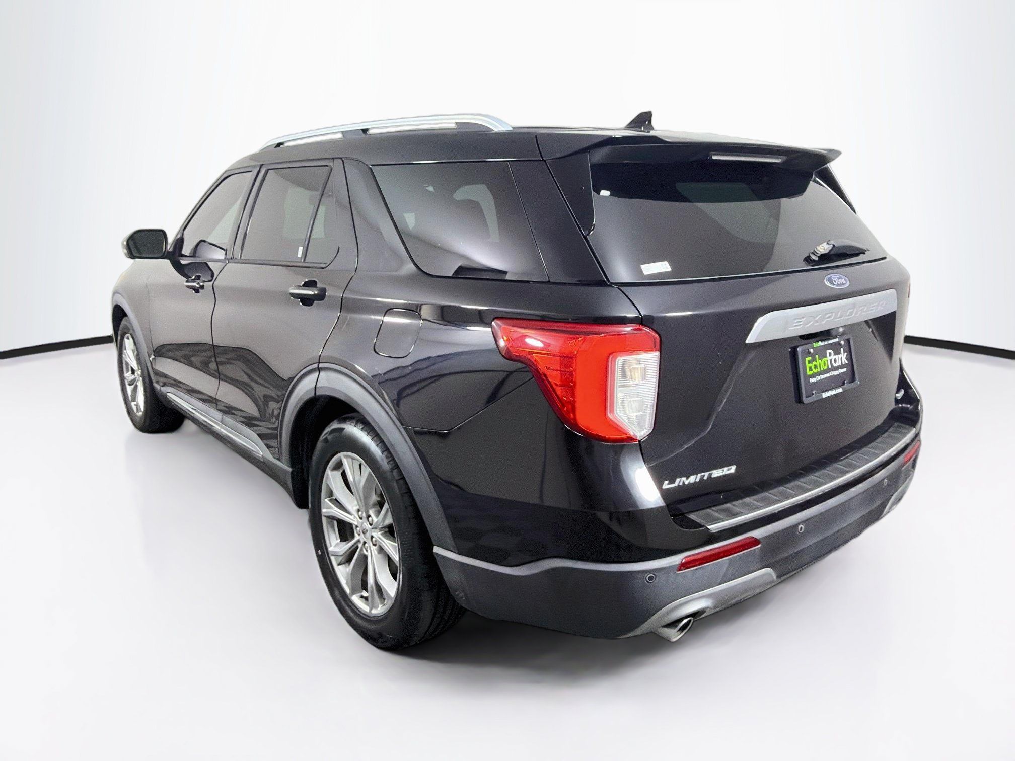 Used 2020 Ford Explorer Limited RWD image 5