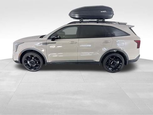 Certified 2025 Kia Sorento SX Prestige AWD/4WD image 10