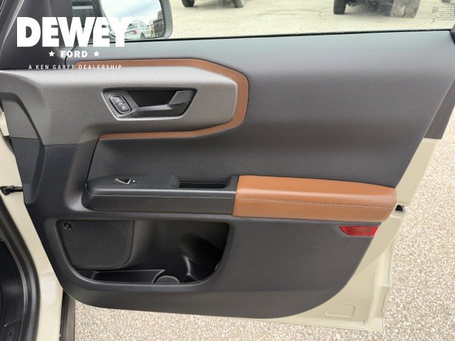 Used 2025 Ford Bronco Sport Outer Banks w/ Outer Banks Tech Package+ AWD/4WD image 35