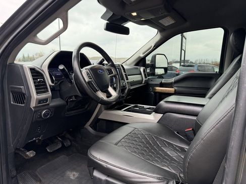 Used 2020 Ford F250 Lariat w/ Lariat Value Package image 27