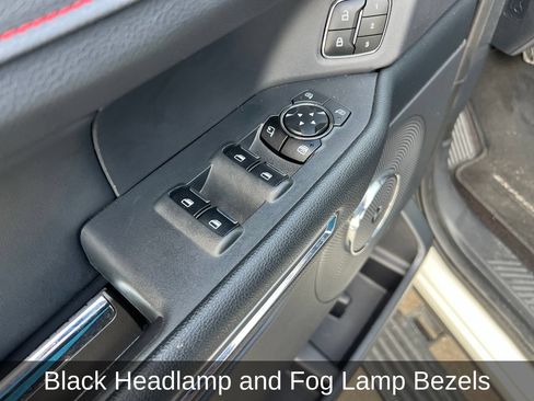 Used 2023 Ford Expedition Limited RWD image 12