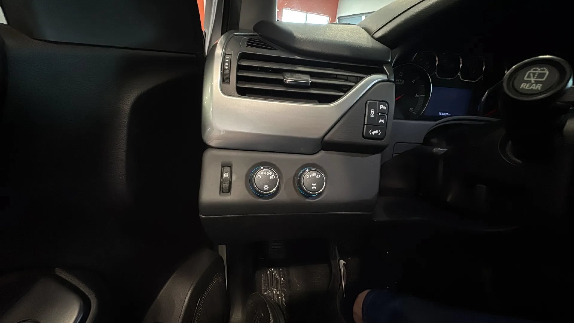 Used 2018 Chevrolet Tahoe LT AWD/4WD image 74