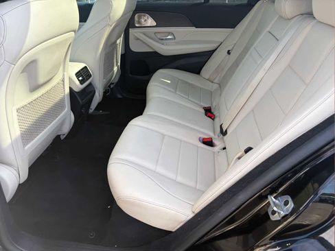 Used 2023 Mercedes-Benz GLE 450 4MATIC image 11