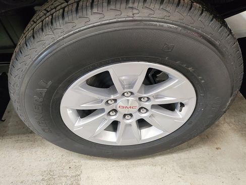 New 2026 GMC Sierra 1500 Pro w/ Pro Value Package image 14