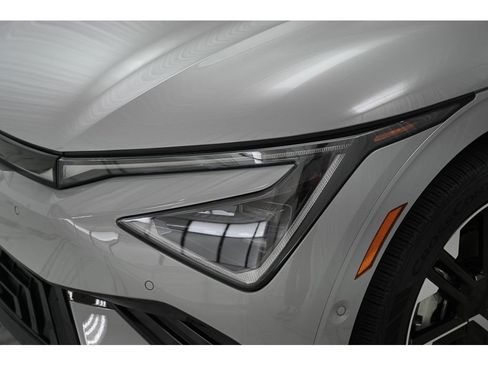 New 2025 Kia EV6 GT-Line image 9