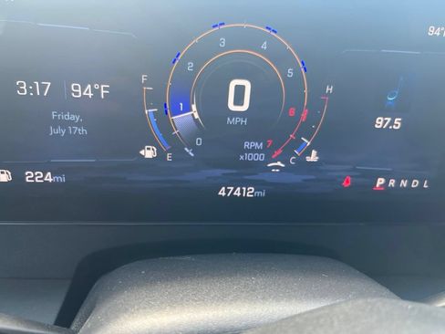 Used 2025 Chevrolet Traverse LT FWD image 10