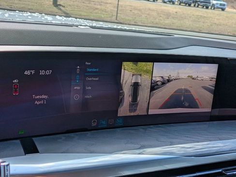 New 2025 Cadillac Escalade IQ Luxury 2 image 21