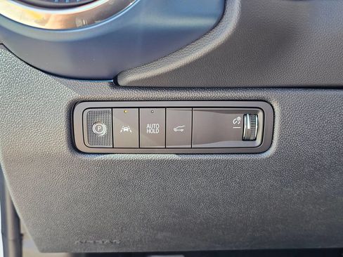 New 2026 Chevrolet Equinox EV LT AWD/4WD image 23