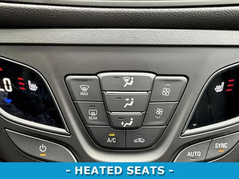 Used 2017 Buick Envision Essence FWD image 15