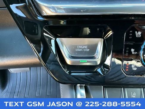 Used 2024 GMC Sierra 2500 Denali w/ Denali Reserve Package image 36