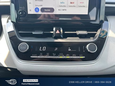 Used 2025 Toyota Corolla LE image 20